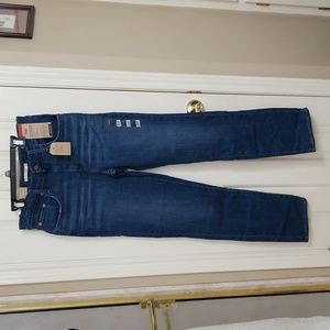 Levi Strauss 724 high rise straight size W31/L32 (size 12 medium). NWT
